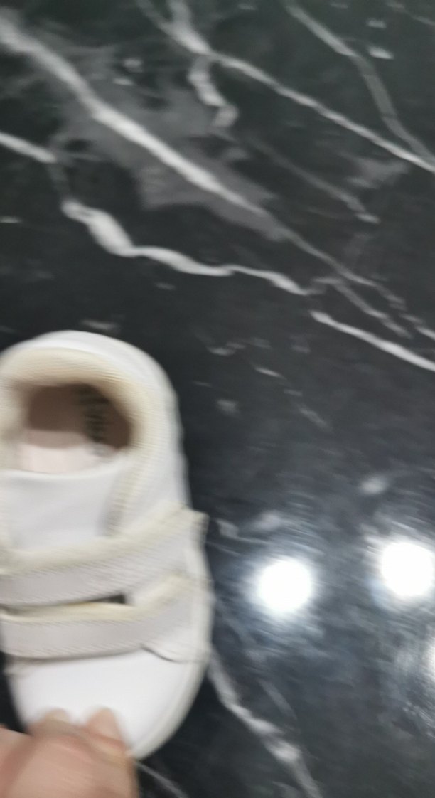 Kız Çocuk Beyaz Cırt Cırtlı Spor Ayakkabı - Görsel 4