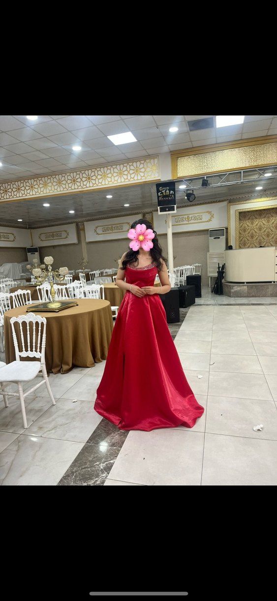 Parlak Kırmızı Uzun Drapeli Straplez Abiye - Görsel 2