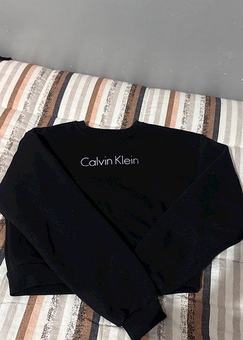 Calvin Klein 27