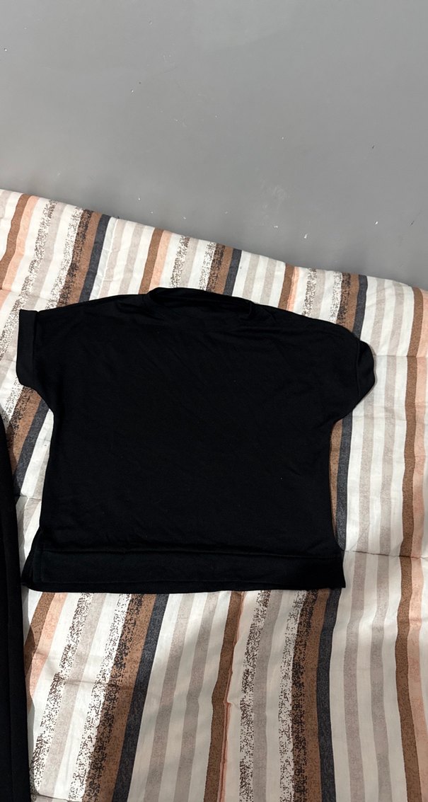 Siyah Mini Kadın Rahat takım. - Görsel 2