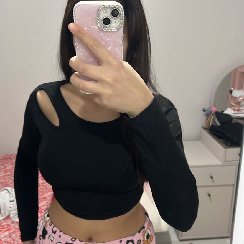 Siyah Uzun Kollu Dar Kesim Bluz - Görsel 2