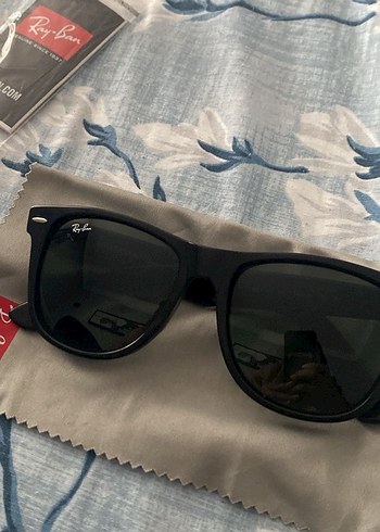 Ray Ban Siyah Kare Gunes Gozlugu