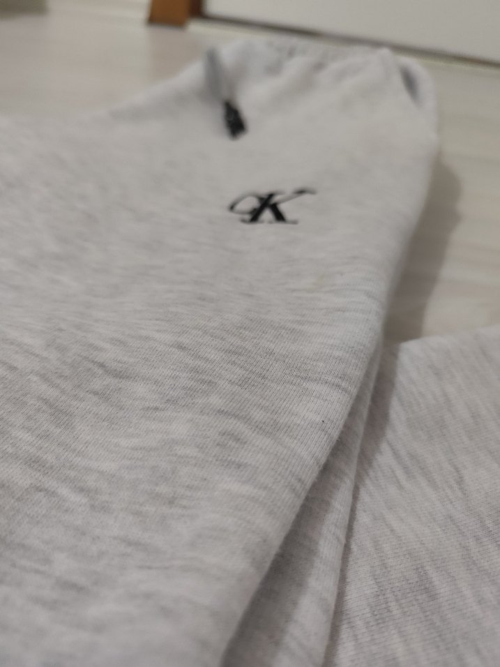 Sıfır Calvin Klein baggy eşofman - Görsel 3