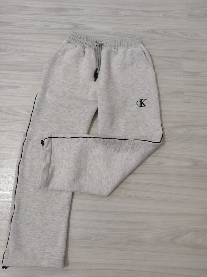 Sıfır Calvin Klein baggy eşofman - Görsel 2