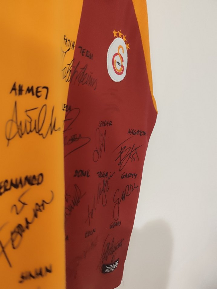 İMZALI GALATASARAY FORMASI - Görsel 5