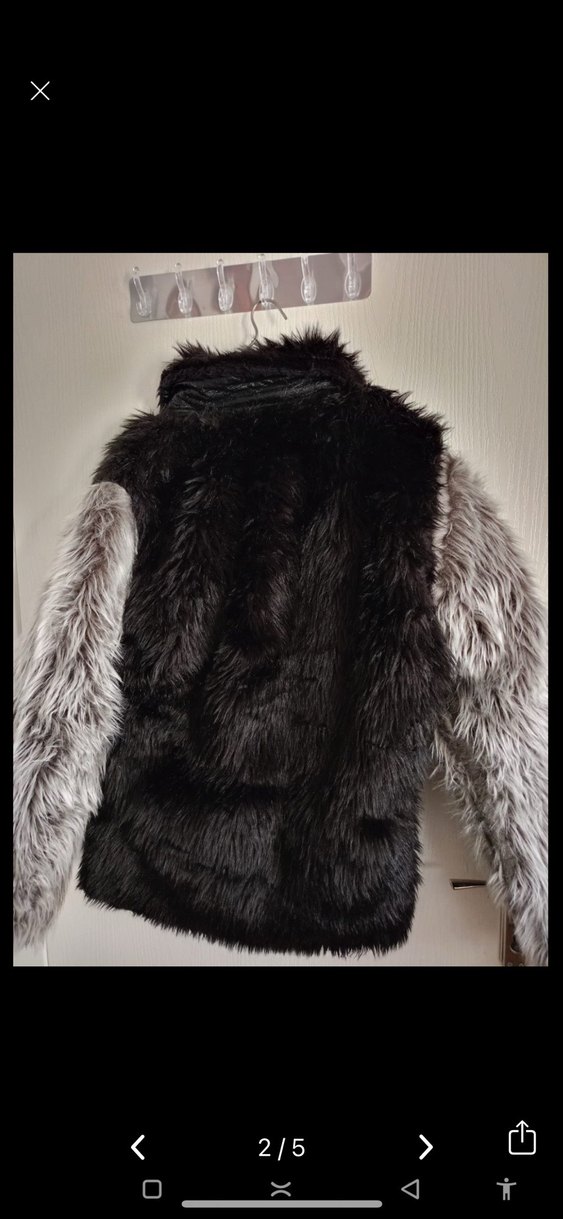 Gri ve Siyah Kadın Kürk Mont - Görsel 3