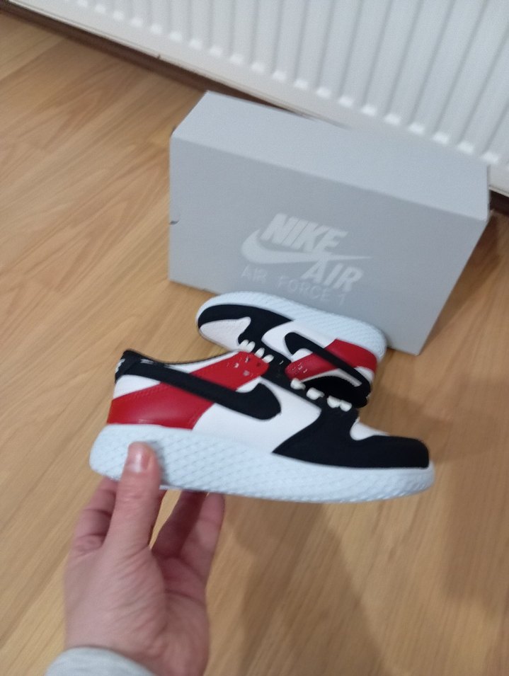 nike çocuk Beyaz Siyah Kırmızı Blok Topuklu Spor Ayakkabı - Görsel 5