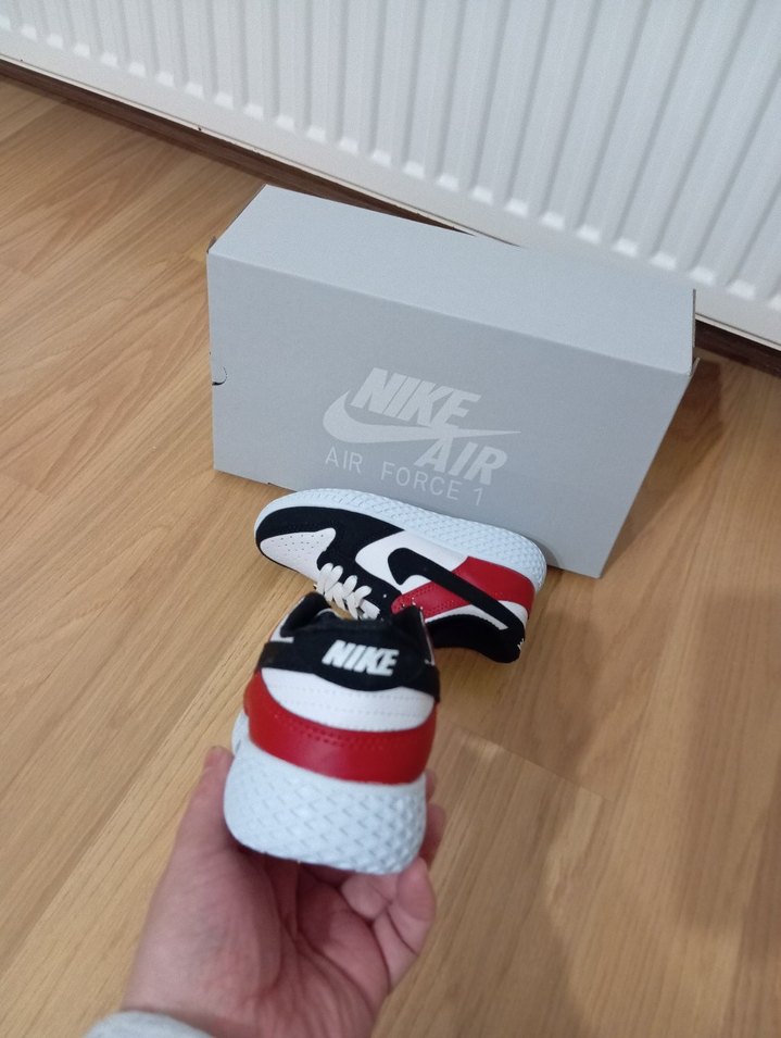 nike çocuk Blok Topuklu Beyaz Siyah Kırmızı Spor Ayakkabı - Görsel 5