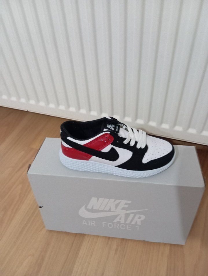 nike çocuk Blok Topuklu Beyaz Siyah Kırmızı Spor Ayakkabı - Görsel 2