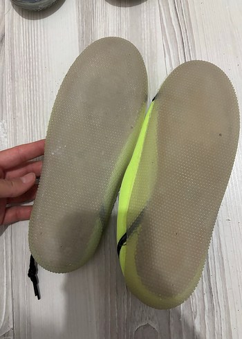 Deniz ayakkabısı sarı fosforlu 37 numara - Görsel 2