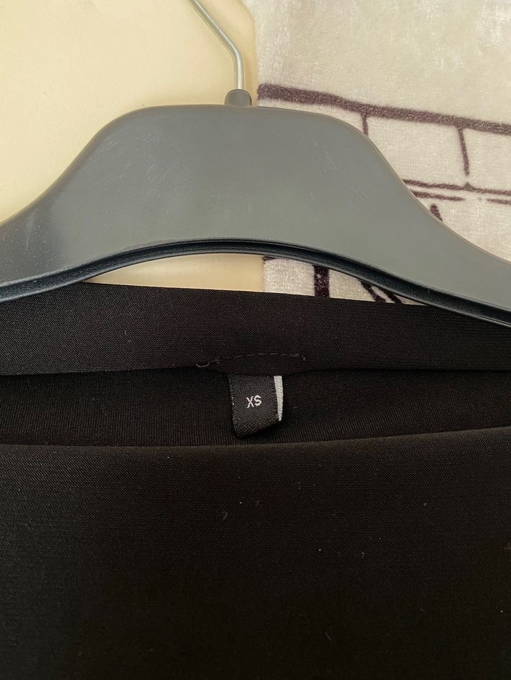 Uzun Siyah Drapeli Kadın Elbise - Görsel 3