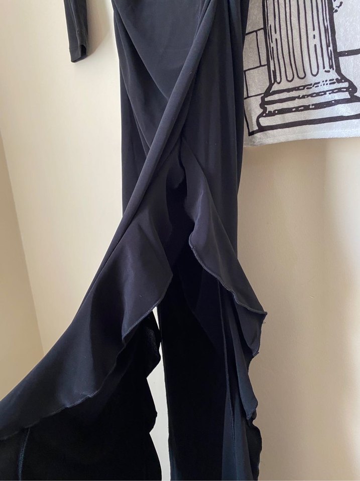 Uzun Siyah Drapeli Kadın Elbise - Görsel 2