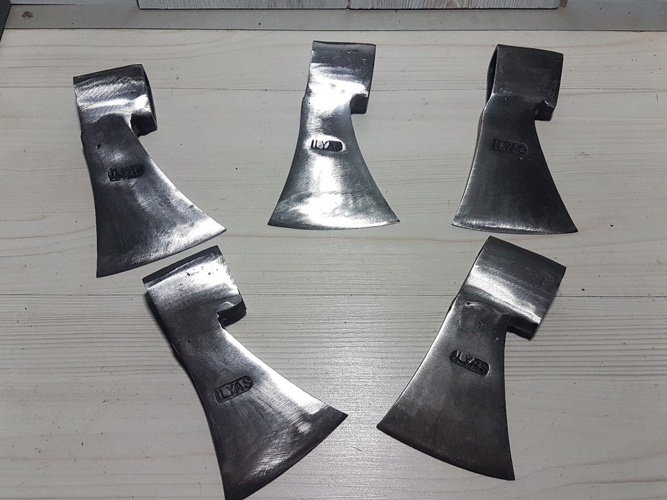 EL DÖVMESİ MAKAS ÇELİĞİ BALTA - Görsel 3