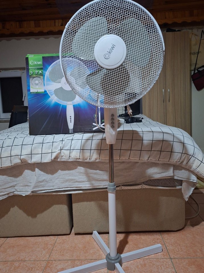 Beyaz Kiwi Ayaklı Vantilatör - Görsel 3