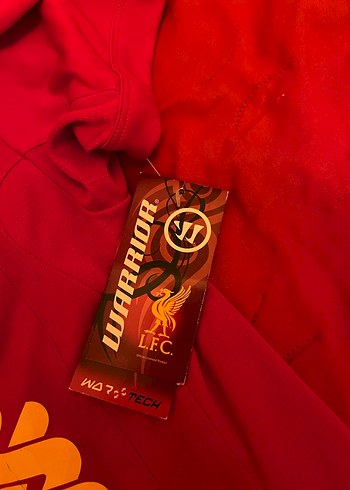 Liverpool FC forma - Görsel 8