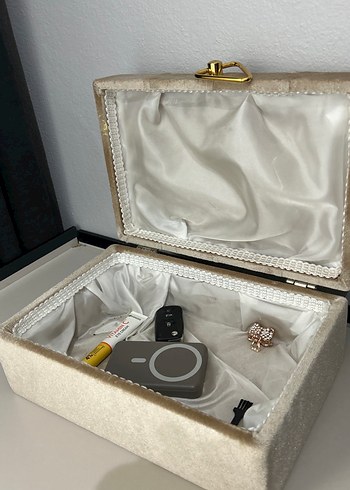 Bej Kadife Makyaj Organizer Kutusu - Görsel 2