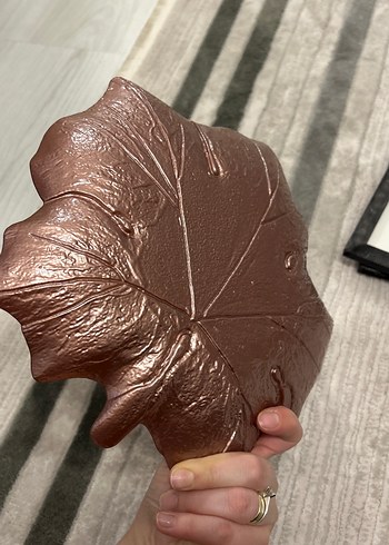 Kahverengi Yaprak Şeklinde dekoratif tabak - Görsel 3