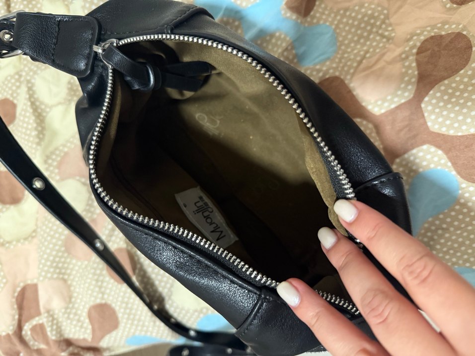 Siyah Deri Gotik Kadın Çantası - Görsel 3