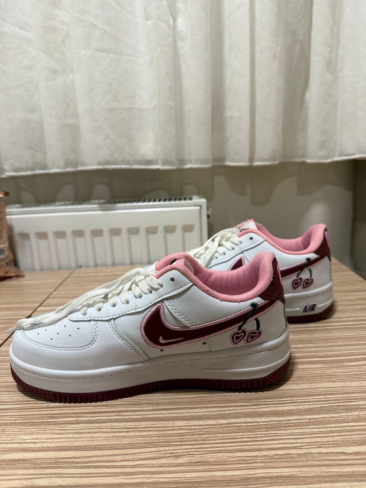 Nike air force kiraz - Görsel 2