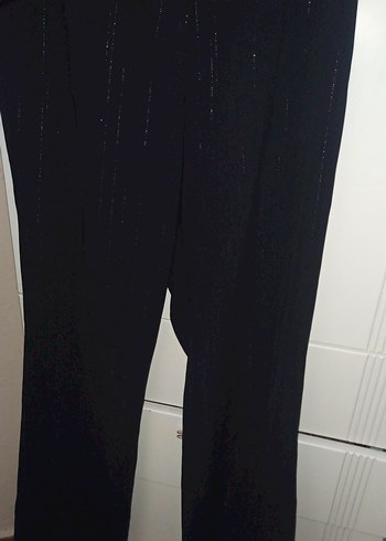 Düğmeli Siyah Midi Kadın Kumaş Pantolon - Görsel 3