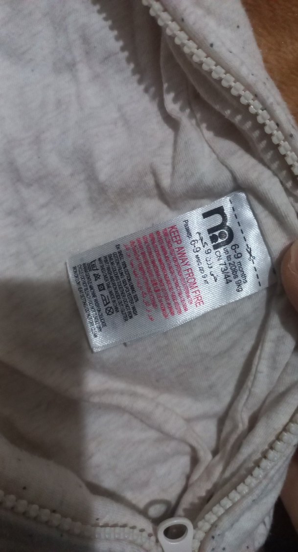 Kapüşonlu Gri Kız Bebek Şişme tulumu 6 9 ay gayet iyi durumda - Görsel 3