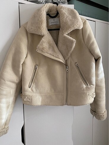 s Beden Stradivarius Mont