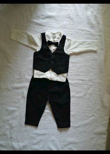 Klasik Siyah Beyaz Erkek Bebek Takım Elbise - Görsel 2