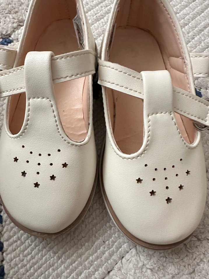 Kız Çocuk Beyaz Tokalı Babet Ayakkabı - Görsel 3