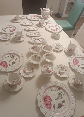 Pembe Çiçek Desenli Klasik Porselen kahvatı Takımı - Görsel 4