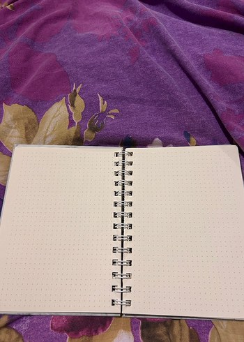 Gri noktalı defter - Görsel 2