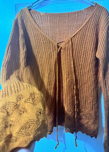 V yaka uzun kollu kahverengi örgü kazak - Görsel 3