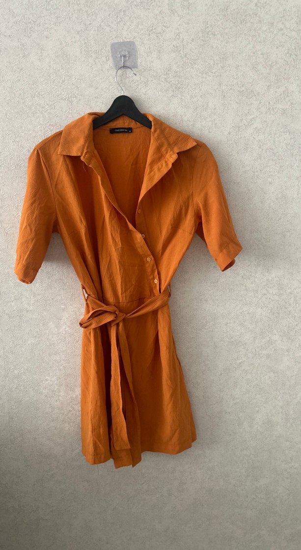 Düğmeli Kısa Kollu Midi Keten tulum - Görsel 2