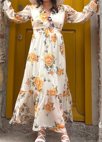 Çiçek Desenli Beyaz Bohem Uzun Elbise - Görsel 2