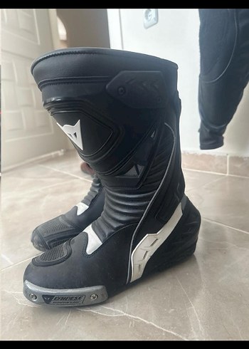 Siyah Deri Motosiklet Dizlikleri - Görsel 3