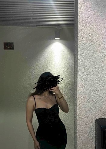 Dantel Detaylı Siyah Kalem Elbise - Görsel 2