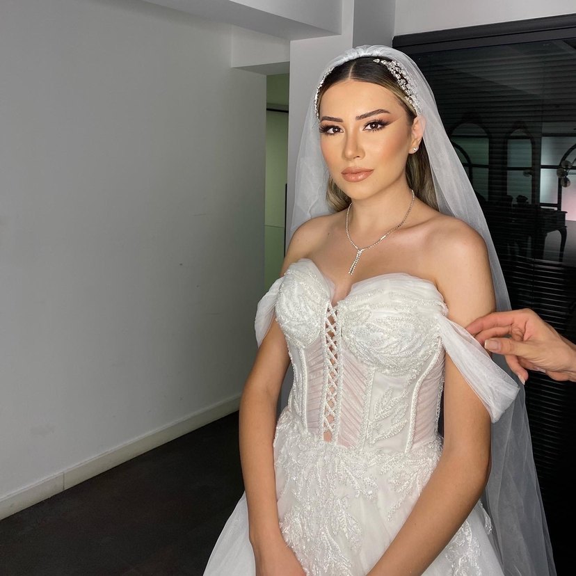 Straplez A Kesim Beyaz Uzun Gelinlik - Görsel 3