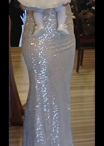 Uzun Kollu V Yaka Parlak Bej Abiye Elbise - Görsel 2