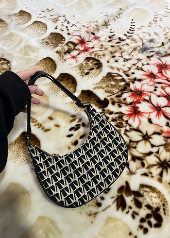 Zebra Desenli Kadın Omuz Çantası - Görsel 3