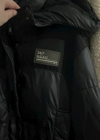 Siyah Kürklü Kadın Kışlık Mont - Görsel 3