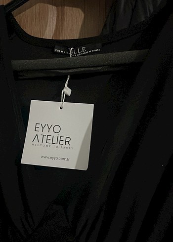 Siyah V Yaka Uzun Kollu Midi Elbise - Görsel 2