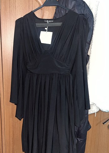 Siyah V Yaka Uzun Kollu Midi Elbise - Görsel 5