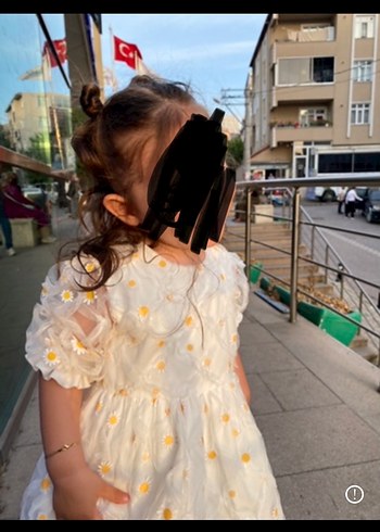 Beyaz Kız Çocuk Papatyalı Fırfırlı Elbise - Görsel 5