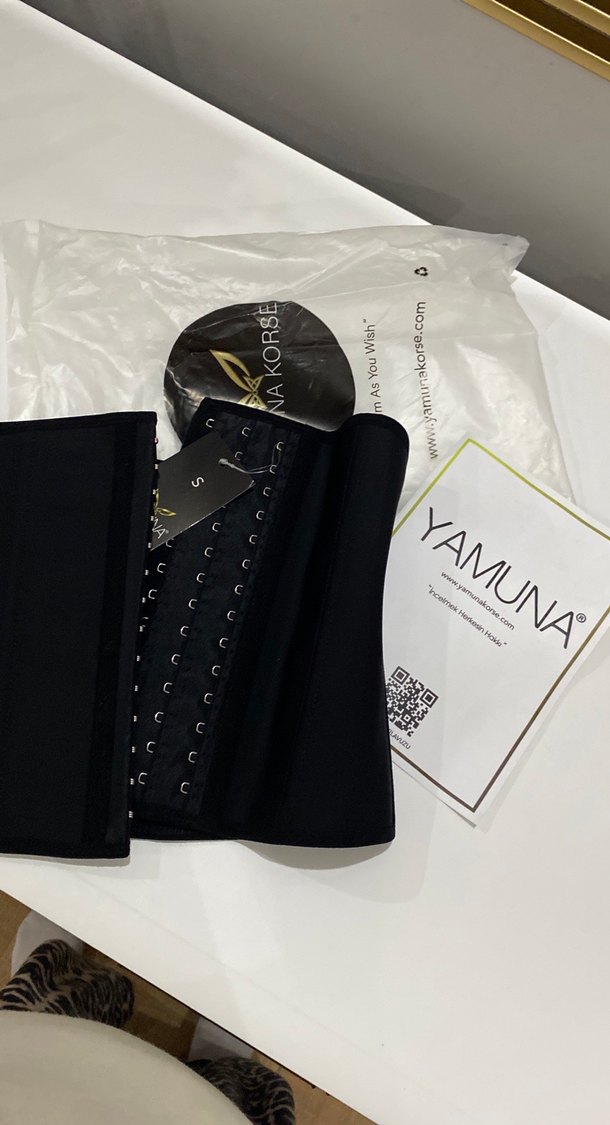 Yamuna kısa latex korse s bed.etiketli paketinde hiç kullanılmad - Görsel 4