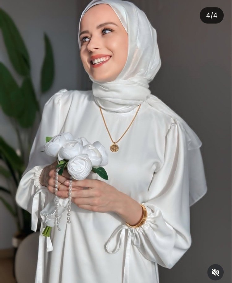 Uzun Beyaz elbise - Görsel 2