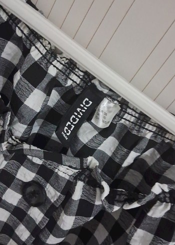 Düğmeli Gri Beyaz Kareli Kadın Bluz - Görsel 2