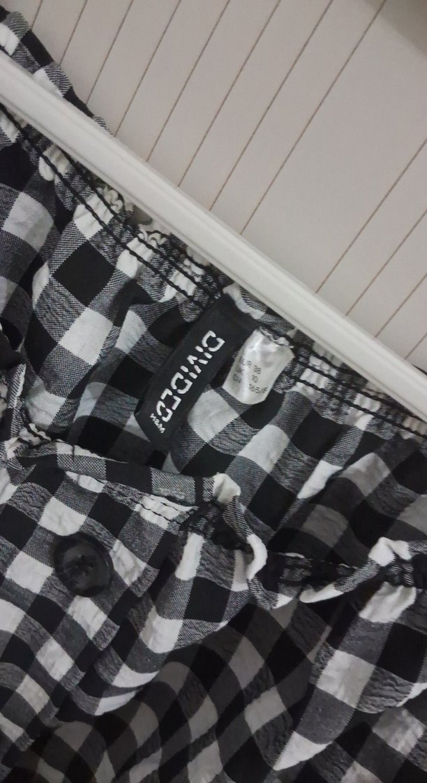 Düğmeli Gri Beyaz Kareli Kadın Bluz - Görsel 2