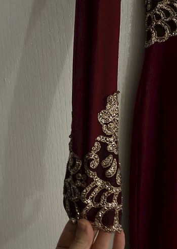Bordo İşlemeli Uzun Kollu Abiye Elbise - Görsel 3