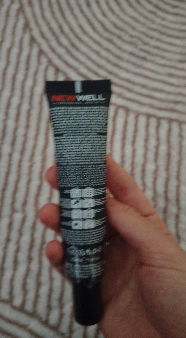 New Well Derma BB Krem Siyah - Görsel 2