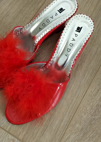 Kırmızı Toka Detaylı Kadın Dolgu Topuklu Stiletto - Görsel 2