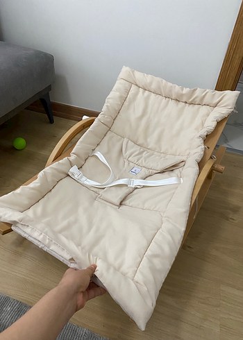 Ahşap Sallanan Bebek Beşiği Beyaz Minderli - Görsel 2